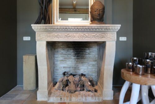 Antique Marble Fireplace  mpk-fp-Ant4 Antique Marble Fireplaces Design Stairs & Kitchen Countertops in Lahore